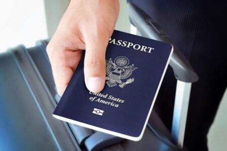 Pasaporte estadounidense suspendido