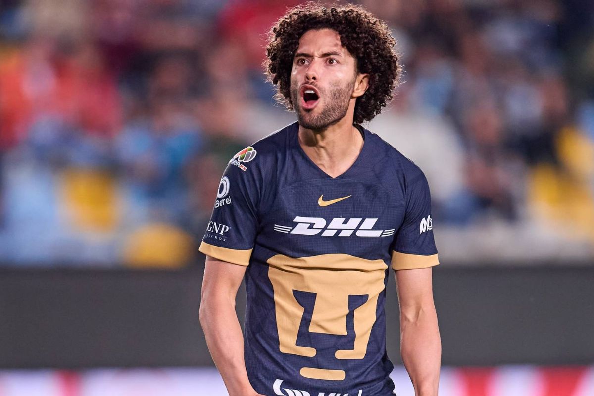 Chino Huerta regresa a Pumas tras dejar números rojos en Europa