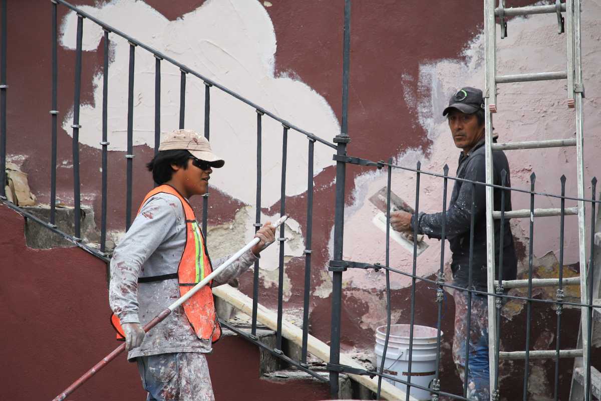 Trabajadores en Puebla | Foto: Agencia Enfoque