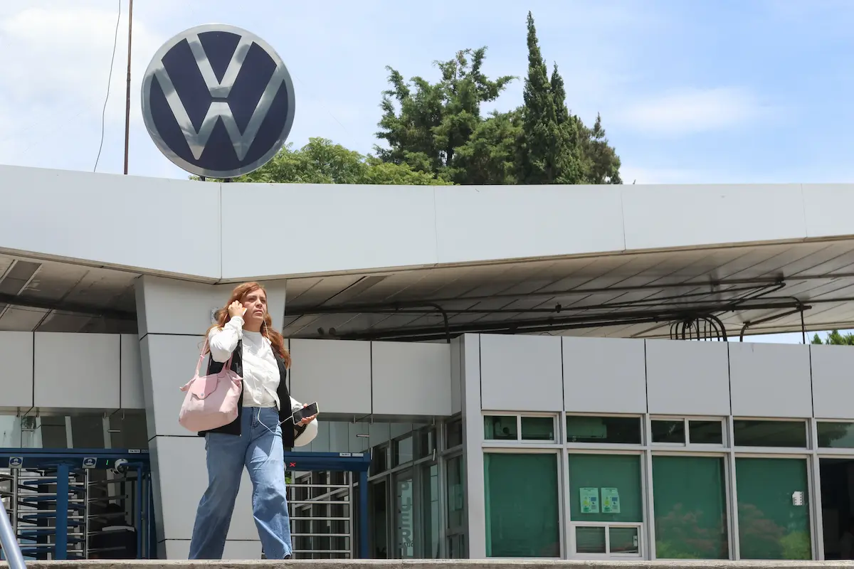 Qué sigue en la revisión salarial de Volkswagen tras propuesta de aumento