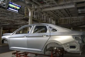 SITIAW se deslinda de despidos masivos en Volkswagen Puebla
