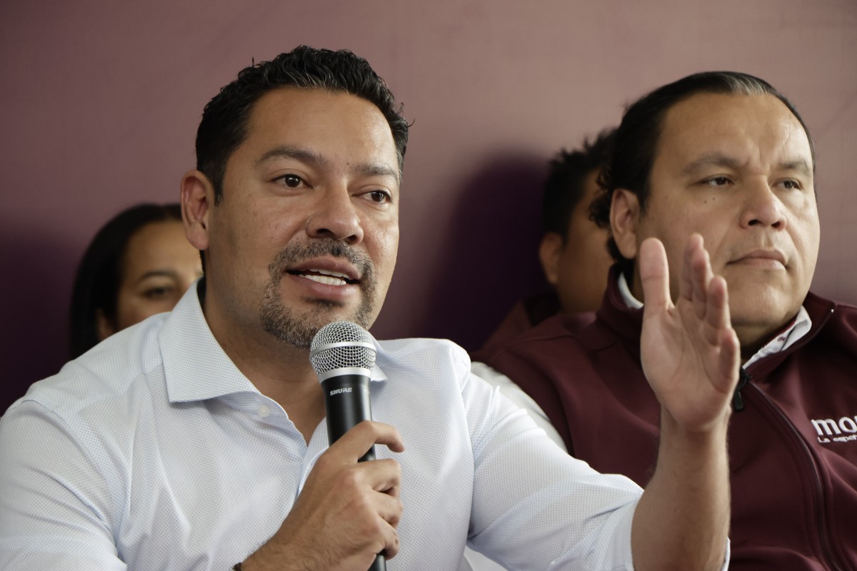Andrés Villegas Mendoza habla sobre el aplazamiento de las coordinaciones municipales en Puebla de Morena | Foto: Agencia Enfoque