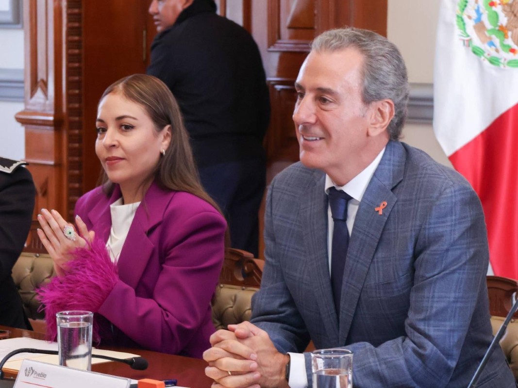 Pepe Chedraui encabeza la Mesa Metropolitana de Trabajo en materia de Seguridad para fortalecer la coordinación metropolitana en la atención a mujeres | Foto: Cortesía