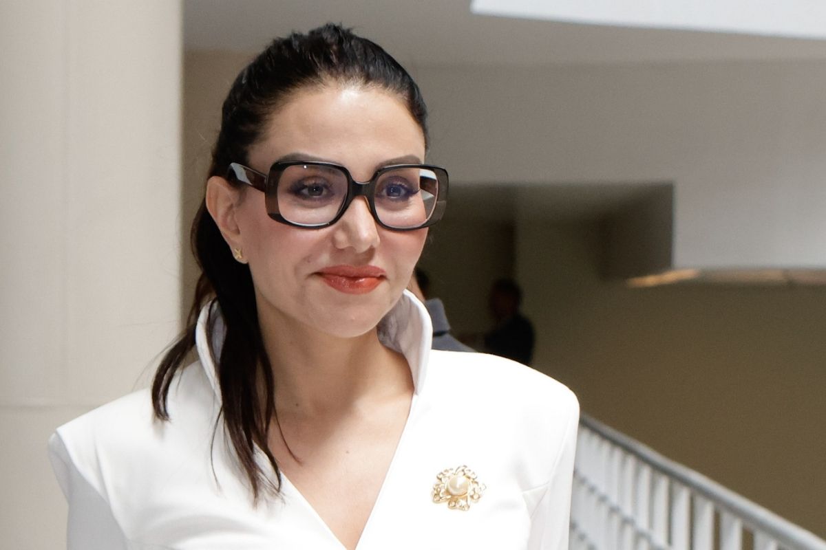 Nay Salvatori se defiende exhibiendo a morenistas por sus comentarios