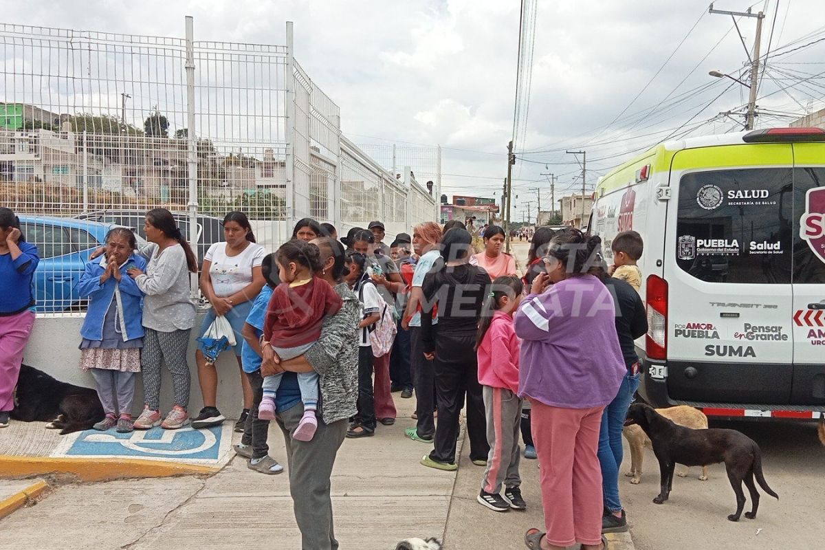 Menor muere tras ser atropellado por una combi en Amozoc