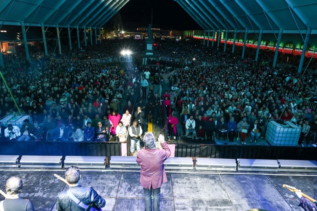 Con Mijares y miles de visitantes, Tonantzin Fernández inaugura la 76ª Feria Milenaria