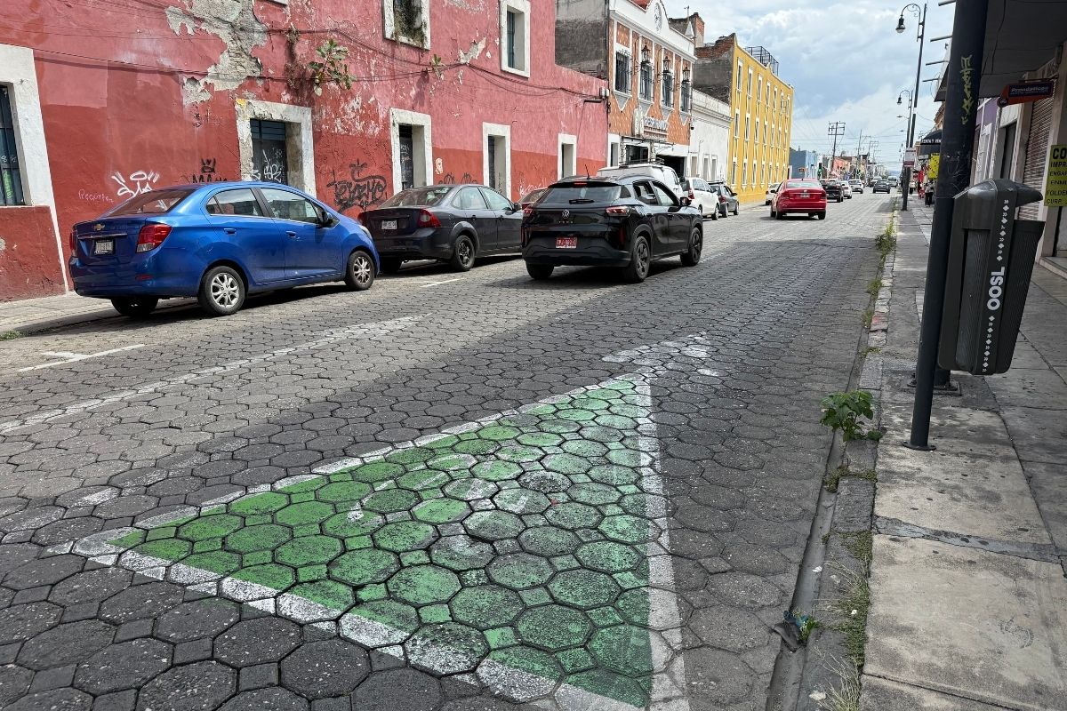 Adiós a la ciclovía maldita de Puebla: quitan los separadores de la 7 sur 4 Adiós a la ciclovía maldita de Puebla