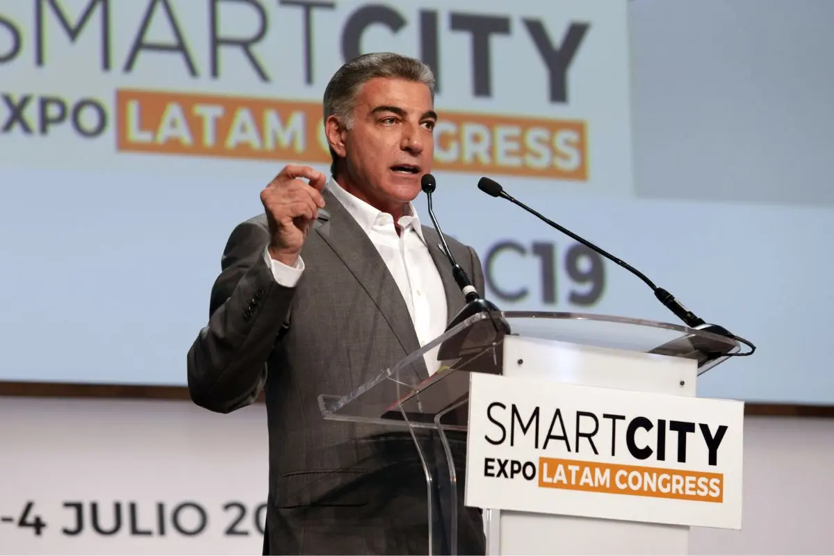 Néstor Camarillo se dobla ante llegada de Tony Gali a MC