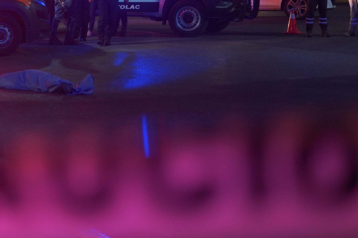 Encuentran cuerpo decapitado en Huejotzingo, además de dos cabezas humanas en Xalmimilulco 2 Imagen ilustrativa de un operativo de la Fiscalía de Puebla tras el hallazgo de un hombre decapitado en Huejotzingo | Foto: Agencia Enfoque