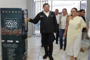 Gobierno del estado transforma en grande con obra comunitaria y justicia energética