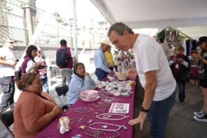 Promueve Pepe Chedraui el reconocimiento de la identidad y el consumo local | Foto: Cortesía