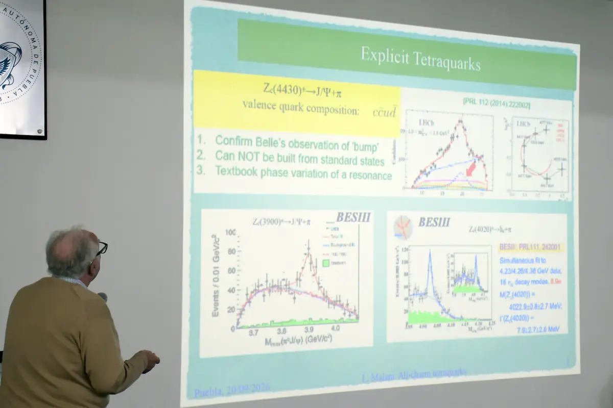 Luciano Maiani, ex director del CERN, dicta conferencias a estudiantes BUAP
