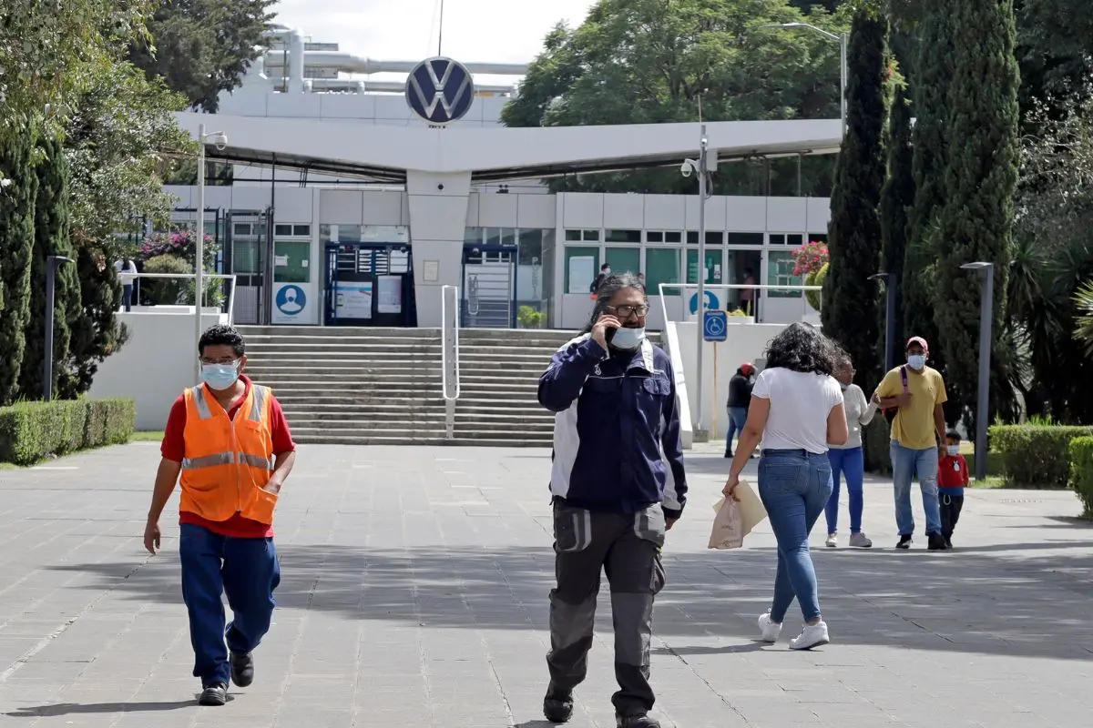 Volkswagen aumentó su producción 17% pero despidió a trabajadores