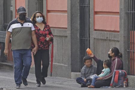 Precariedad laboral en Puebla, casi 4 de cada 10 personas | Foto: México ¿cómo vamos?
