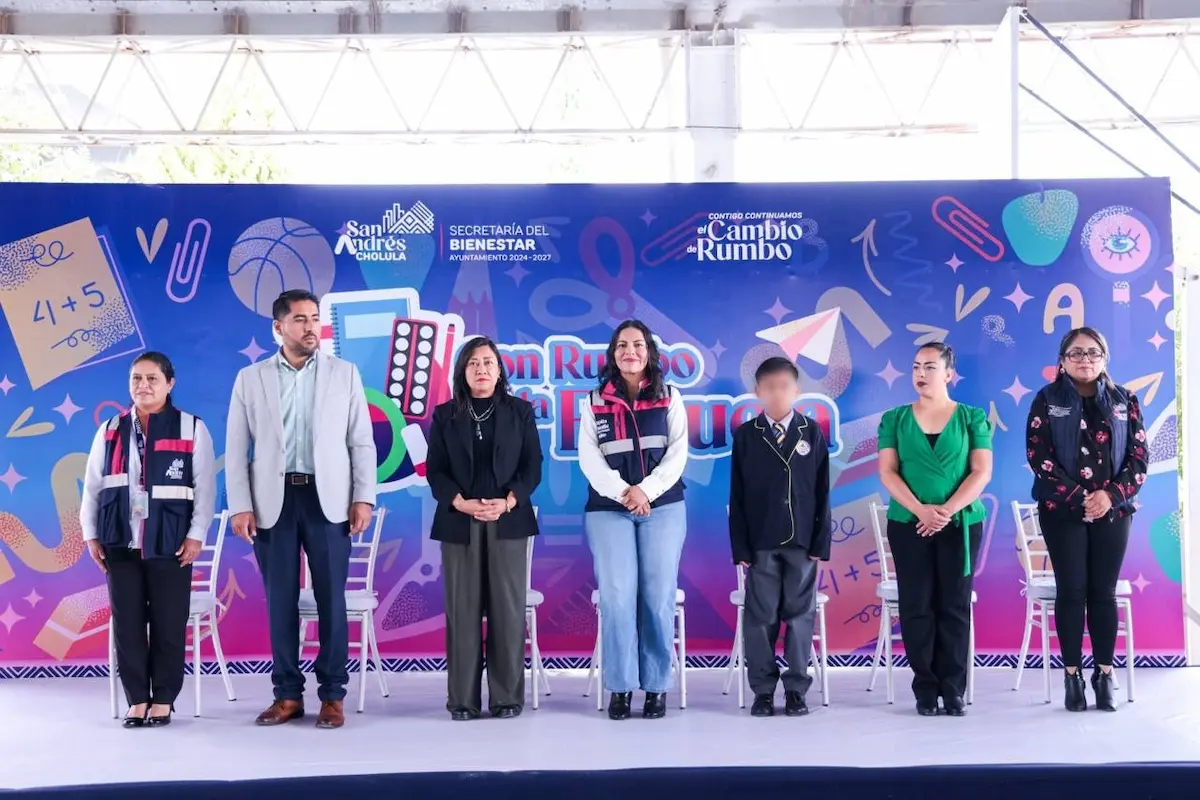 Apoya Lupita Cuautle a la economía de las familias con entrega de útiles escolares 3 Apoya Lupita Cuautle a la economía de las familias con entrega de útiles escolares