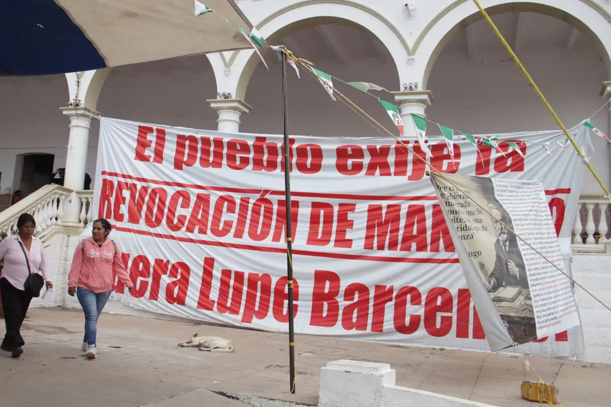 Regidores de Acatlán renunciaron antes de comparecer