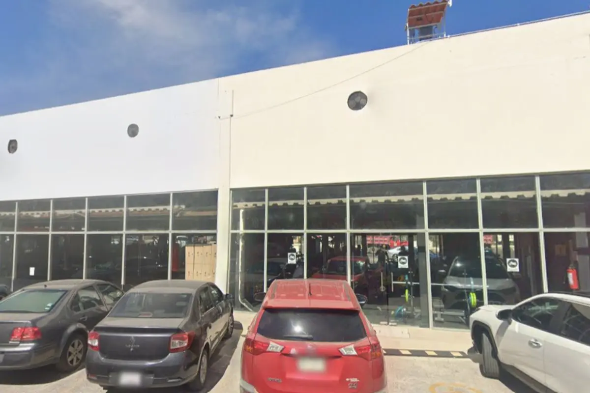 Clausuran dos sucursales de Empire Fitness en Puebla