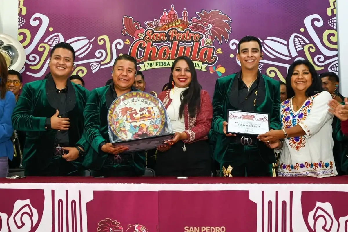 Con Tonantzin Fernández, Cholula vive una noche llena de música, alegría y tradición