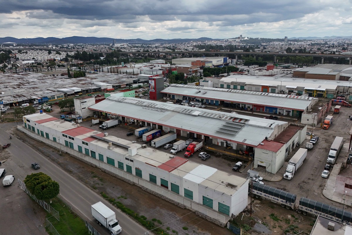 Vista aérea de la Central de Abasto de Puebla, zona donde se le vio por última vez en el caso Erik Alejandro | Foto: Agencia Enfoque