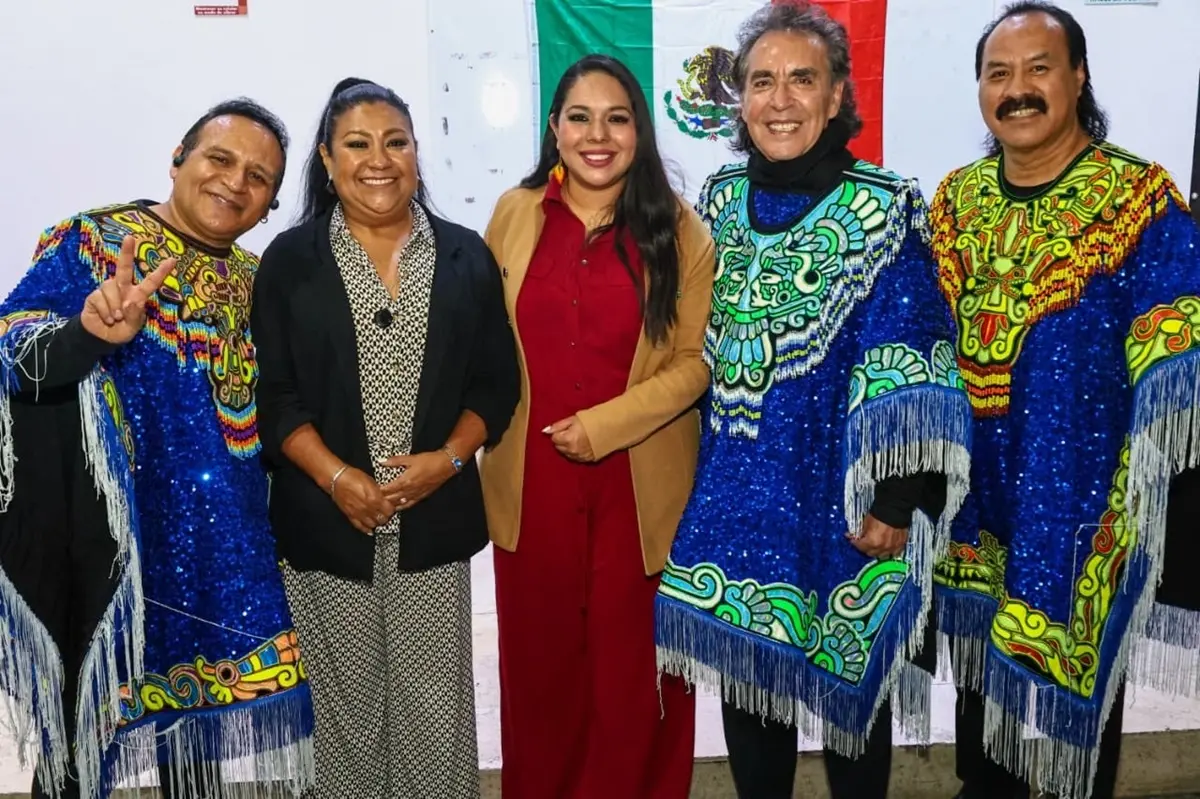 Con Tonantzin Fernández, Los Askis hacen vibrar la Gran Feria de Cholula