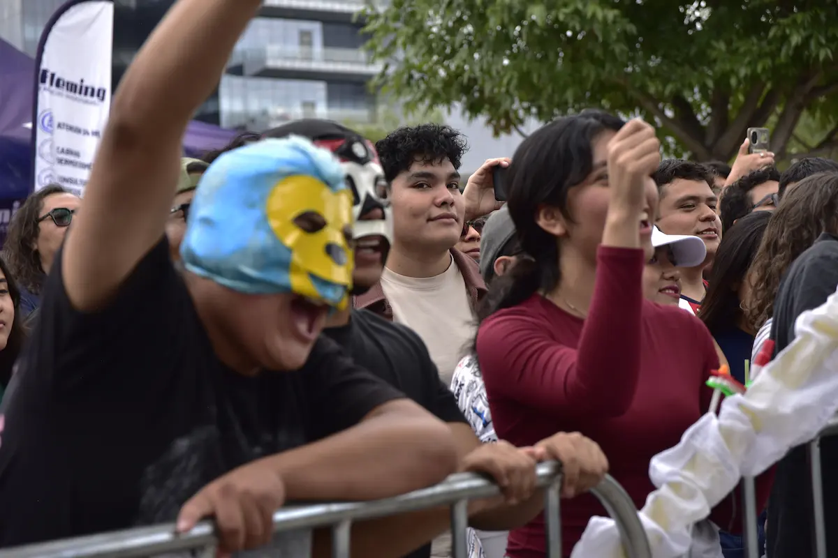 Convive comunidad BUAP en la Fiesta Mexicana