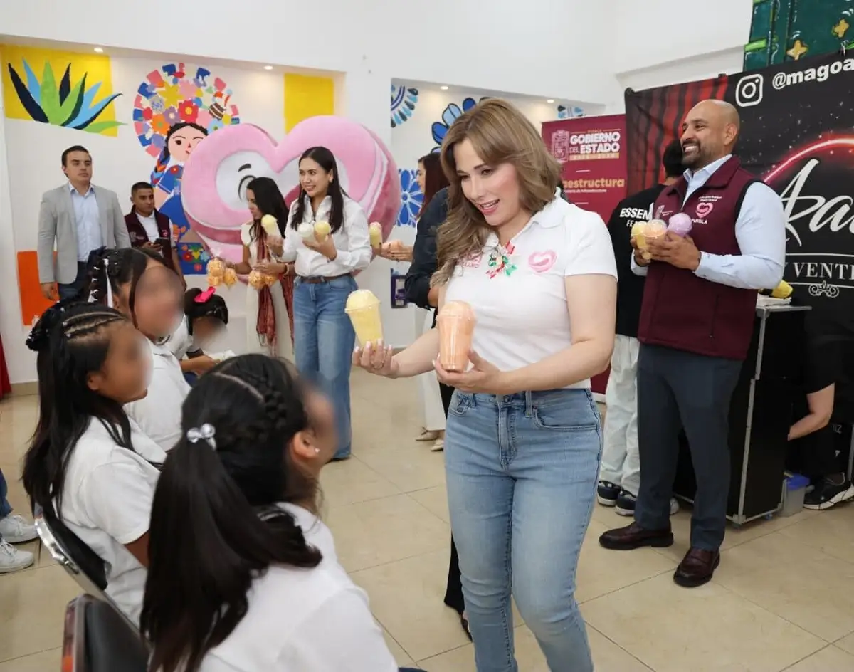 Festeja Ceci Arellano fiestas patrias en casas de asistencia del SEDIF