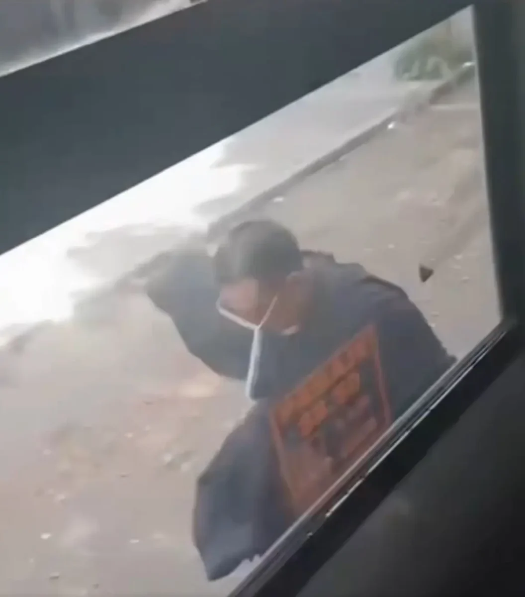 (VIDEO) Confrontan a ratero de la ruta 10 y lo bajan