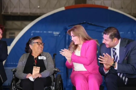 Hospital itinerante acerca servicios de salud de manera integral y gratuita: Armenta Mier