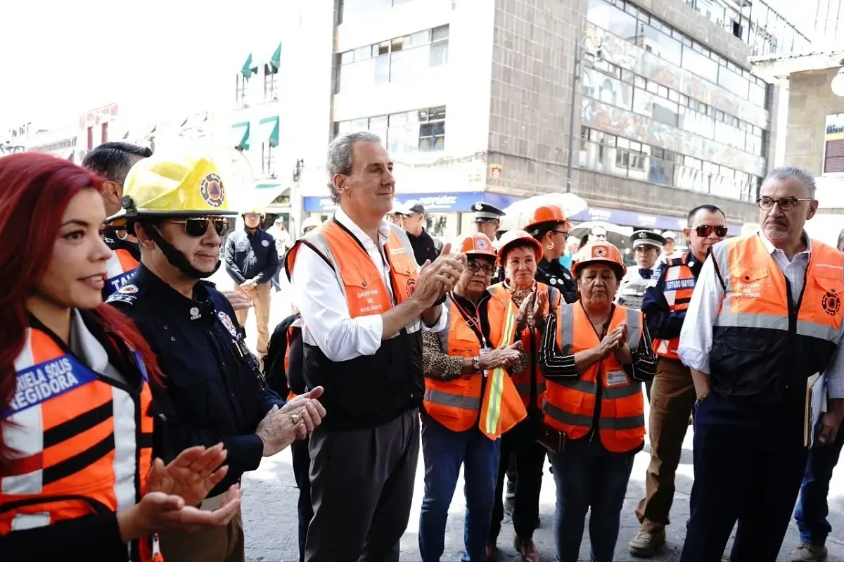 Encabeza Pepe Chedraui Segundo Simulacro Nacional; refuerza la cultura de la Protección Civil 2 Encabeza Pepe Chedraui Segundo Simulacro Nacional; refuerza la cultura de la Protección Civil