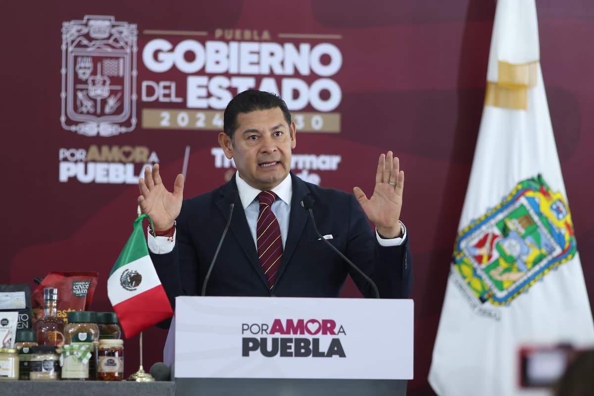 Armenta no descarta renuncias en el gabinete de Puebla por elecciones 2027