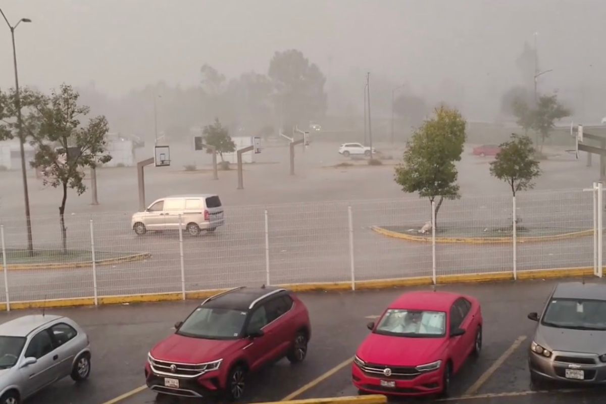 Tromba provoca inundaciones en Puebla este 21 de septiembre