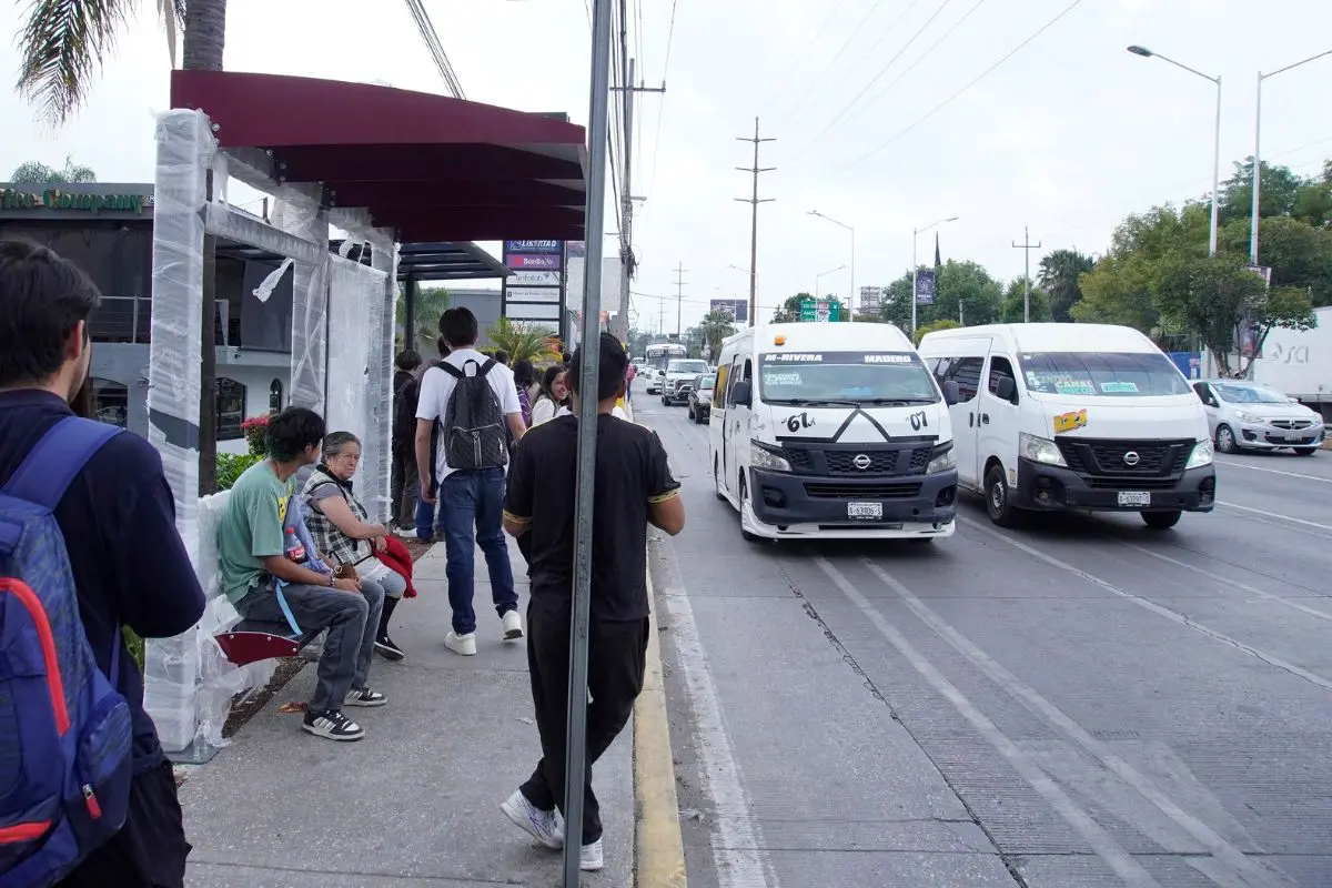 Esto tendrán los paraderos de Puebla tras rehabilitación; estarán listos en 2027 3 Paraderos del transporte público de Puebla serán rehabilitados