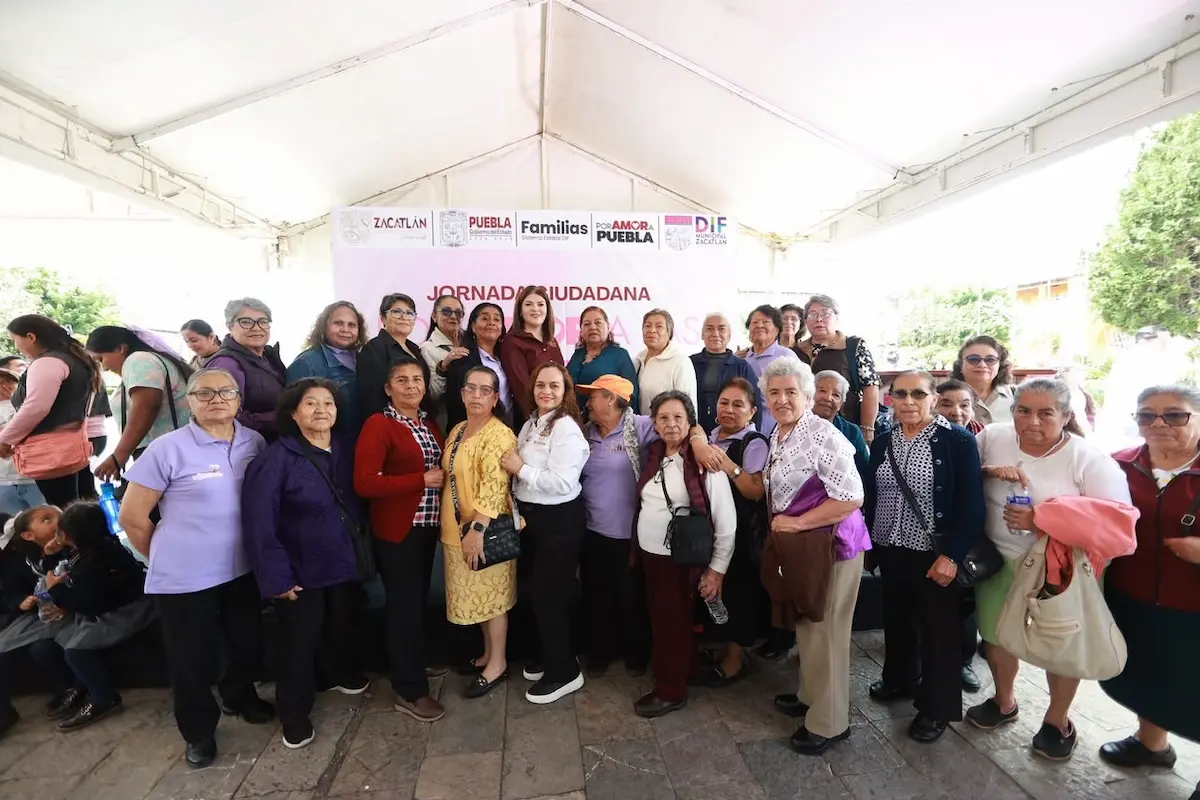SEDIF y Ayuntamiento de Zacatlán acercan servicios y beneficios a la población que más lo necesita 2 SEDIF y Ayuntamiento de Zacatlán acercan servicios y beneficios a la población que más lo necesita