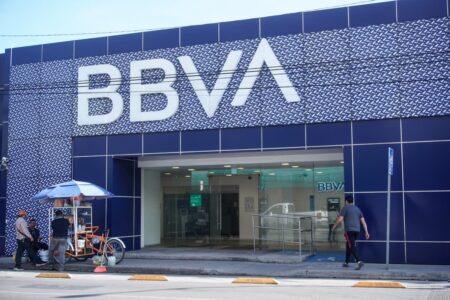 BBVA cambia horario de sucursales