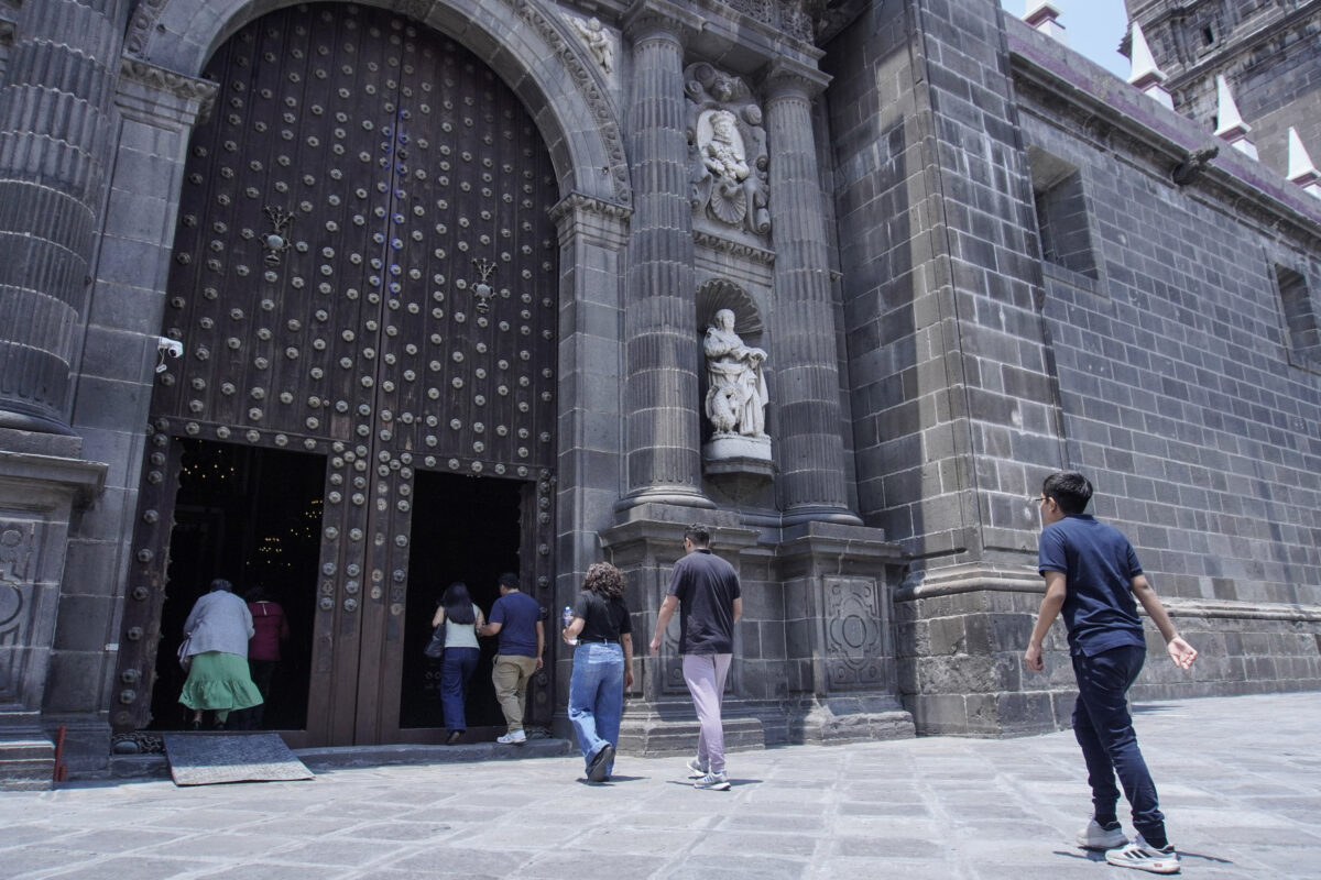 Nueva iluminación de la Catedral de Puebla | Foto: Agencia Enfoque