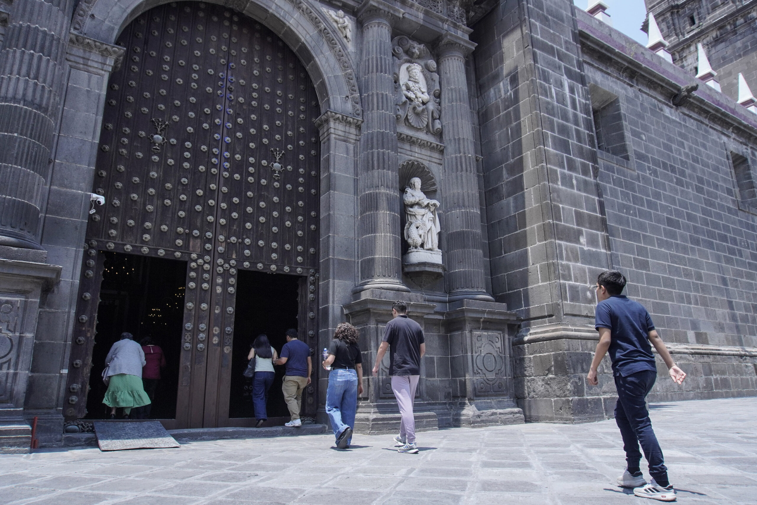 Nueva iluminación de la Catedral de Puebla | Foto: Agencia Enfoque