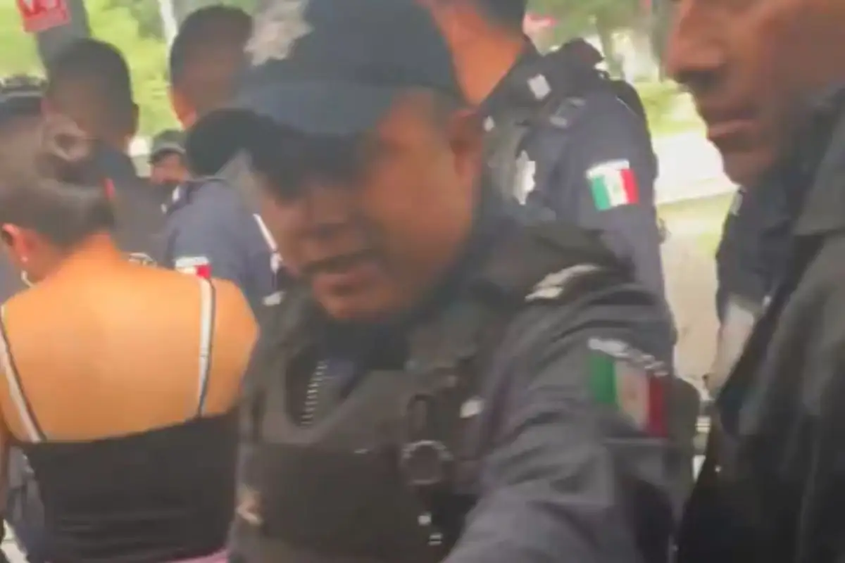(VIDEO) Agarran a rateros en RUTA de Puebla tras robar celular