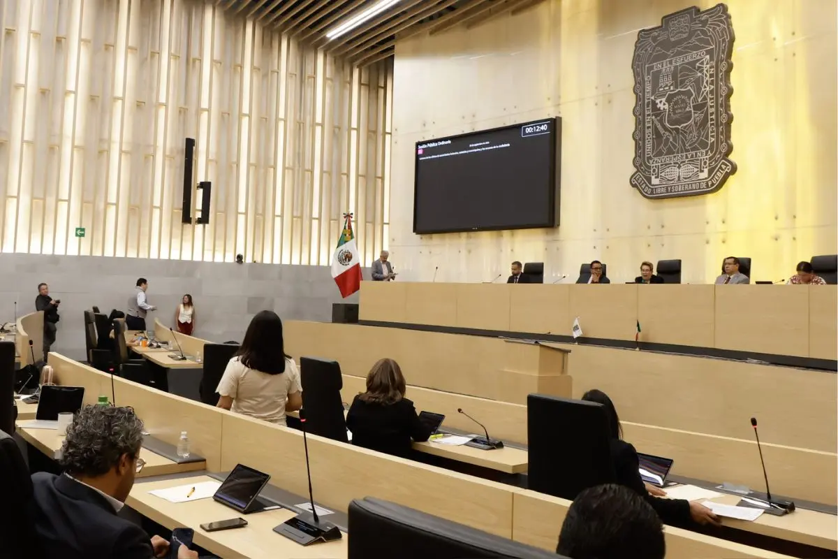 No habrá reforma para alternancia de género en Puebla