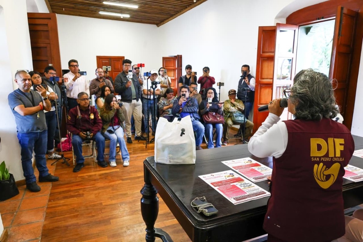 Tonantzin Fernández y DIF Municipal anuncian el registro de Nutrición con Amor en San Pedro Cholula | Foto: Cortesía