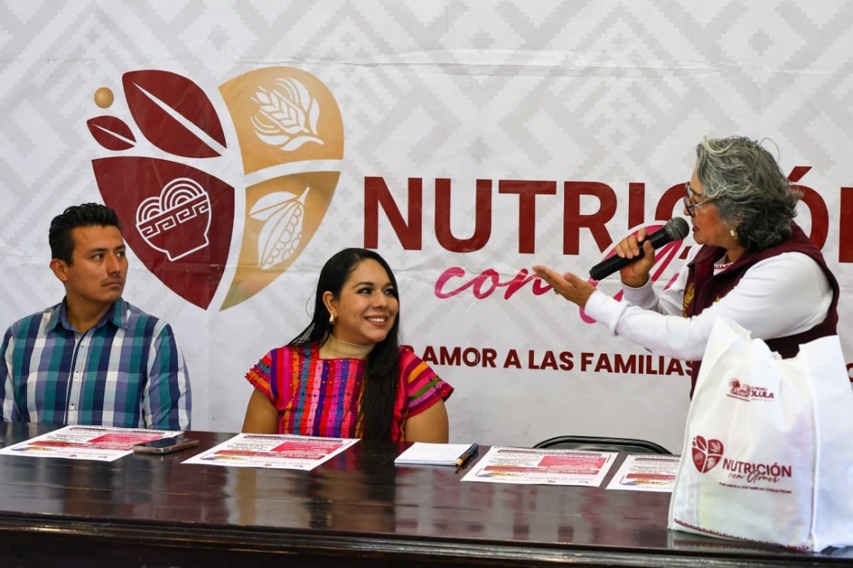 Tonantzin Fernández y DIF Municipal anuncian el registro de Nutrición con Amor en San Pedro Cholula | Foto: Cortesía