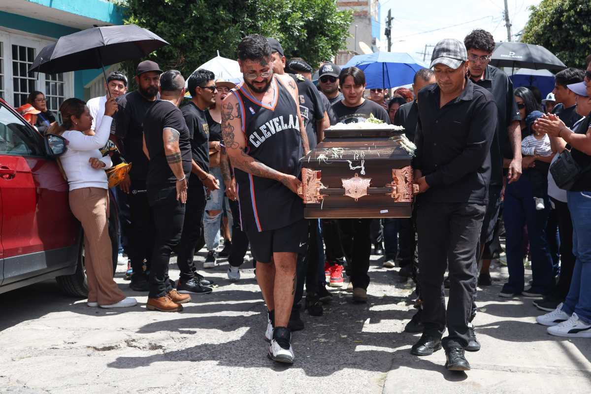 Entierro de Nacho Moreno en San Jerónimo Caleras | Foto: Agencia Enfoque