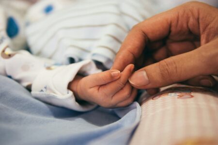 Denuncian muerte de tres bebés en el IMSS de Jalisco