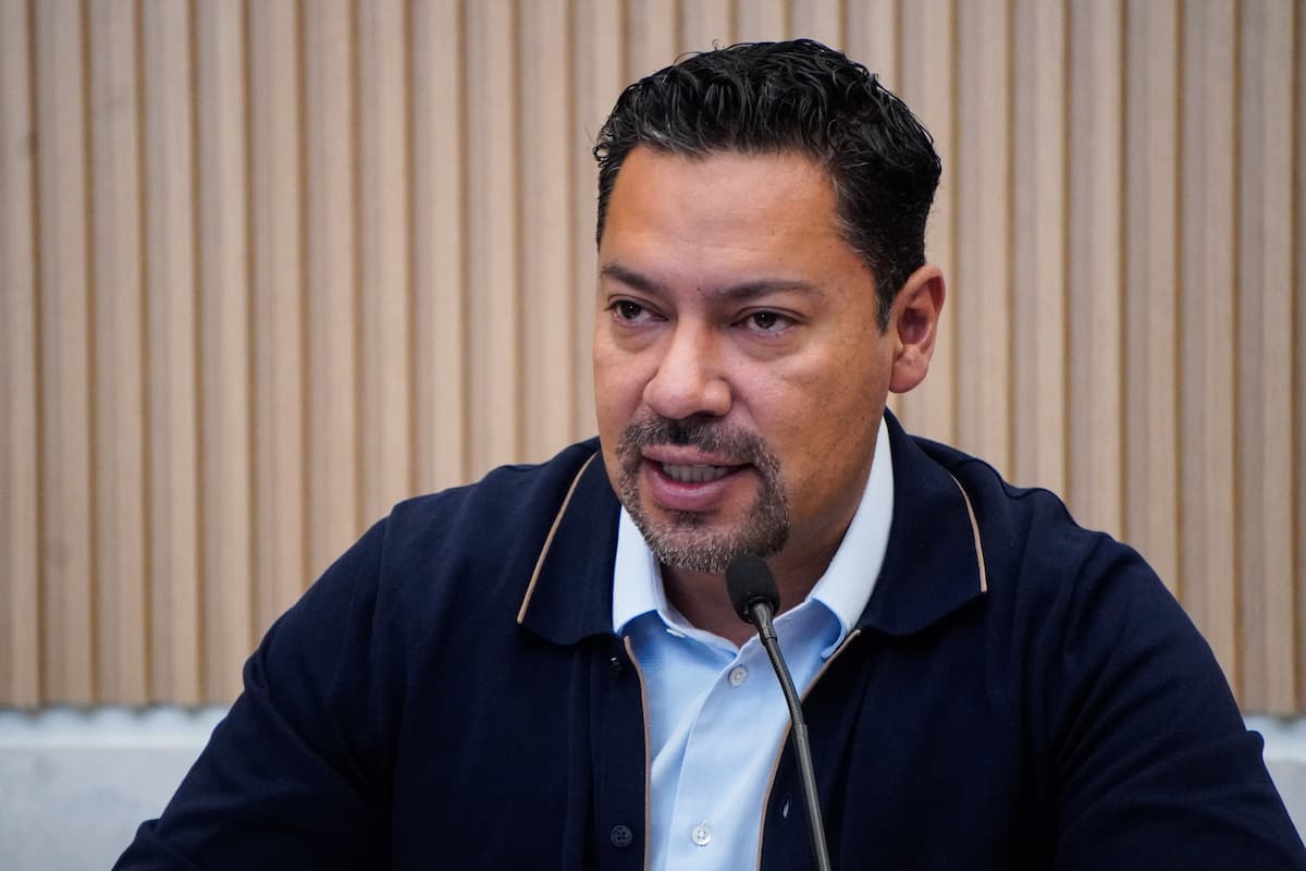 Aprueba Congreso reforma para prohibir doble nacionalidad de presidentes y gobernadores
