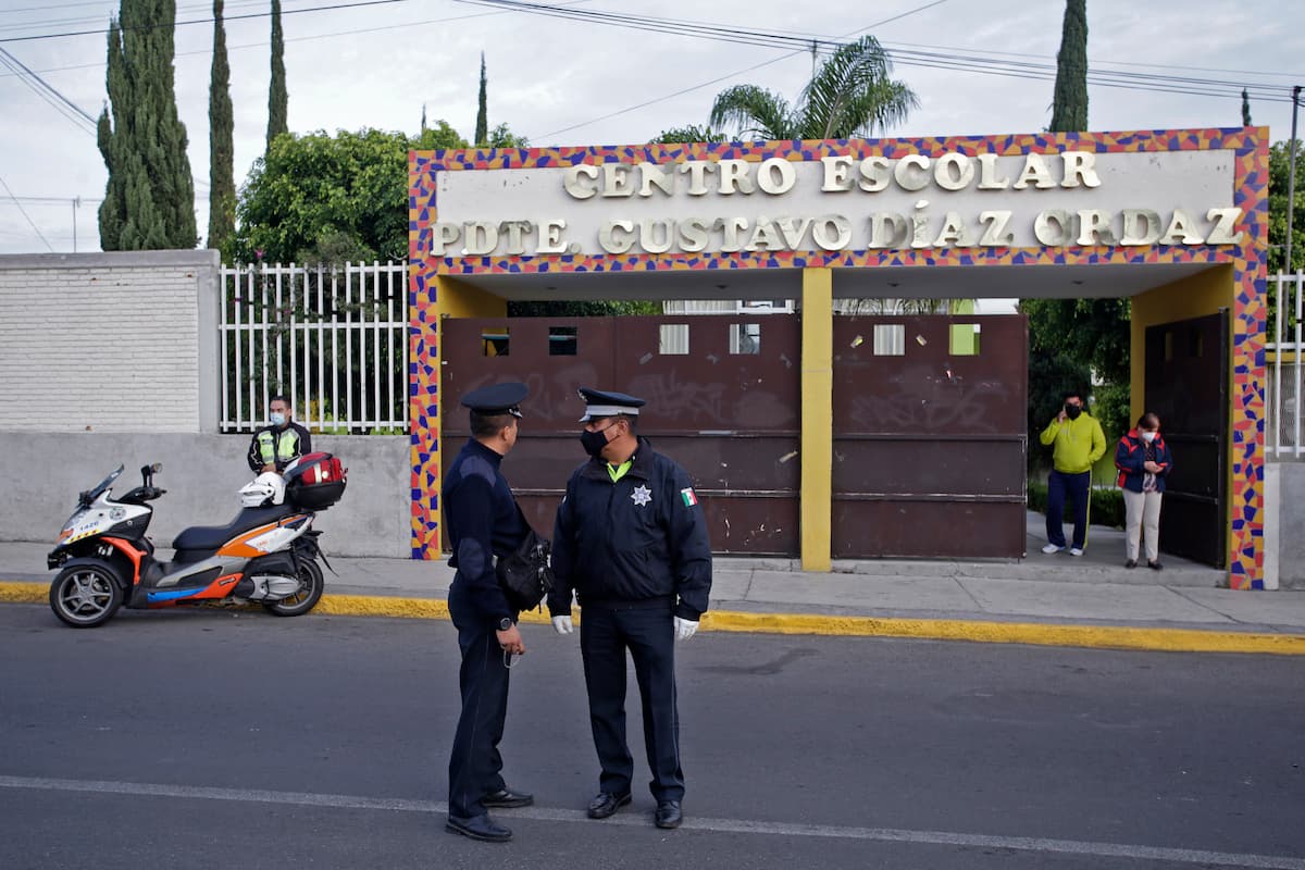 2 de octubre no se olvida: Puebla borra la marca Díaz Ordaz en calles y escuelas 2 Puebla borra la marca Díaz Ordaz en calles y escuelas