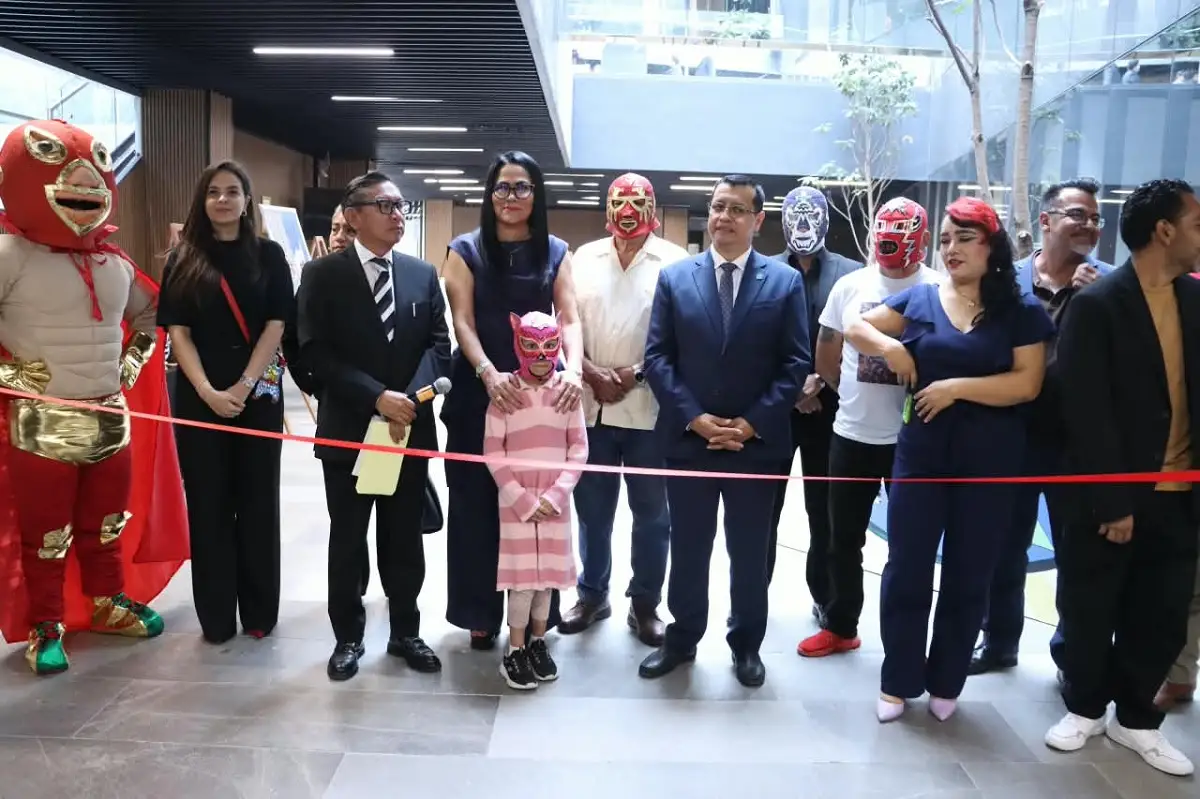 Congreso abre sus puertas a la exposición “México y su Lucha”, impulsada por el diputado José Luis Figueroa 3 Congreso abre sus puertas a la exposición “México y su Lucha”, impulsada por el diputado José Luis Figueroa