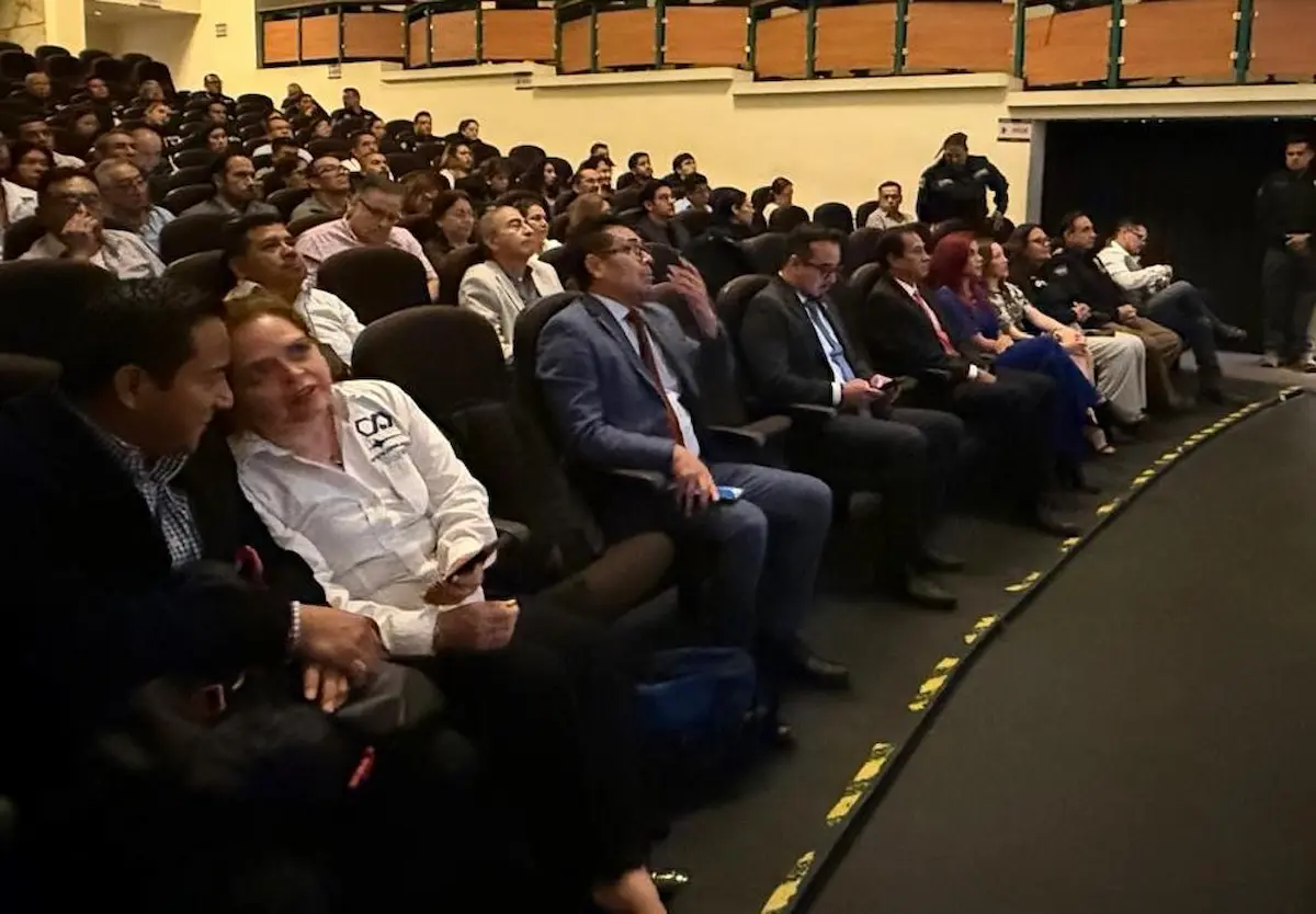 Reúne Gobierno de Pepe Chedraui a especialistas para hablar de resiliencia urbana