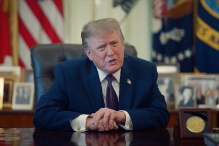 Trump se burla de Sheinbaum por llamada sobre el Golfo de América