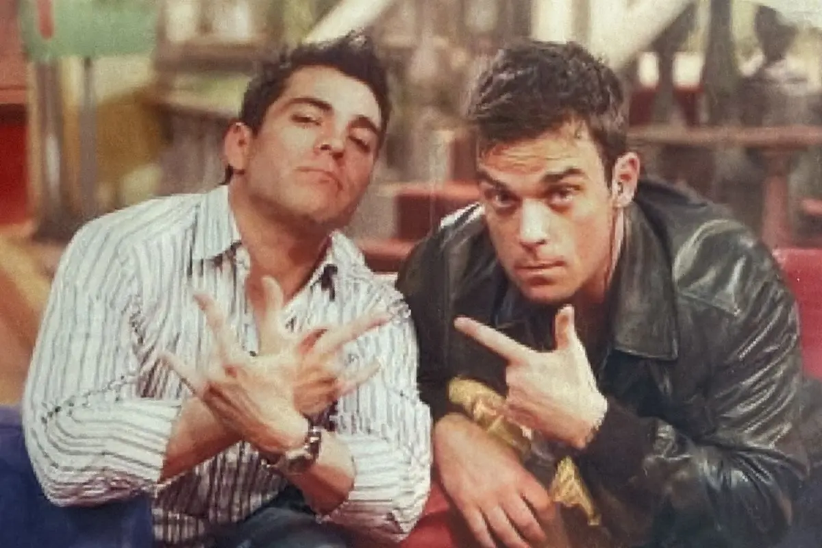 ¿Por qué Robbie Williams y Omar Chaparro hicieron un dueto?