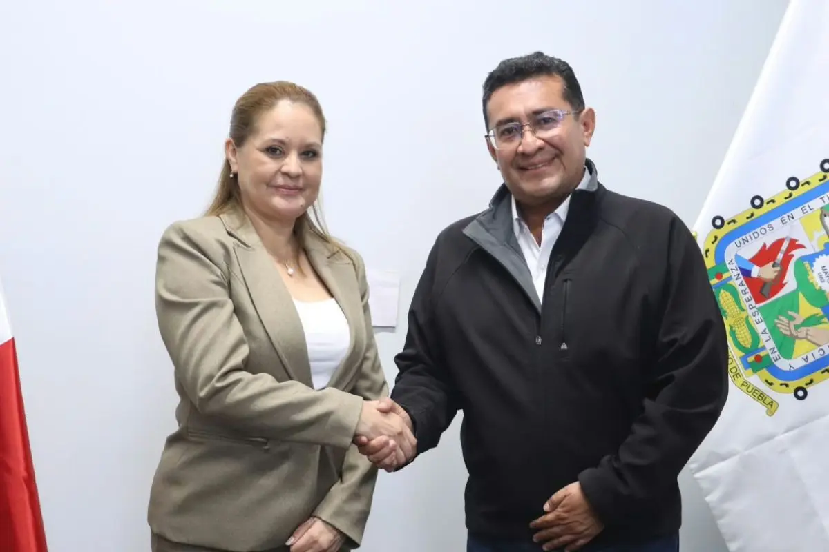 Congreso de Puebla defiende nombramiento de Olga Arellano como directora del Archivo 3 Defienden nombramiento de Olga Arellano como directora del Archivo