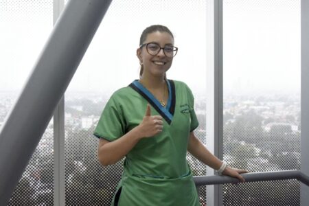 Participa la comunidad BUAP en la “Carrera vertical 2026”